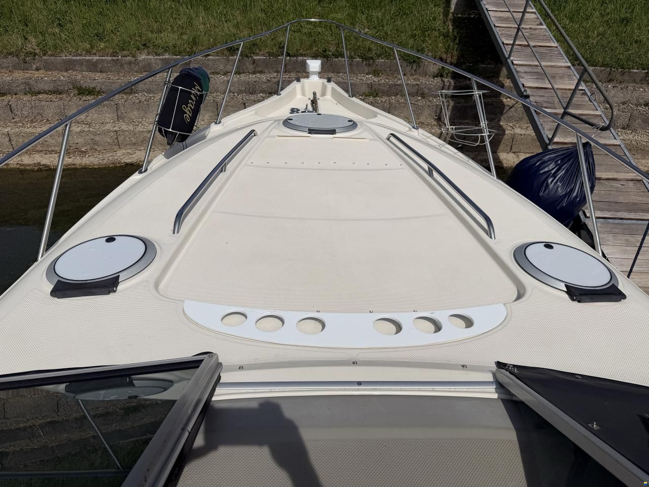 Maxum SCR 3000