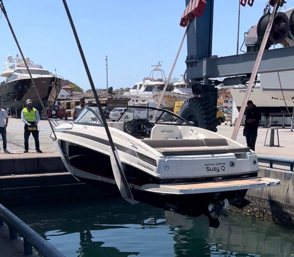 Bayliner 742 R Edition