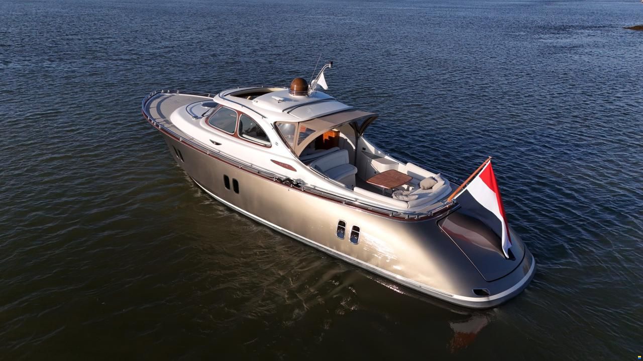 Zeelander Z44