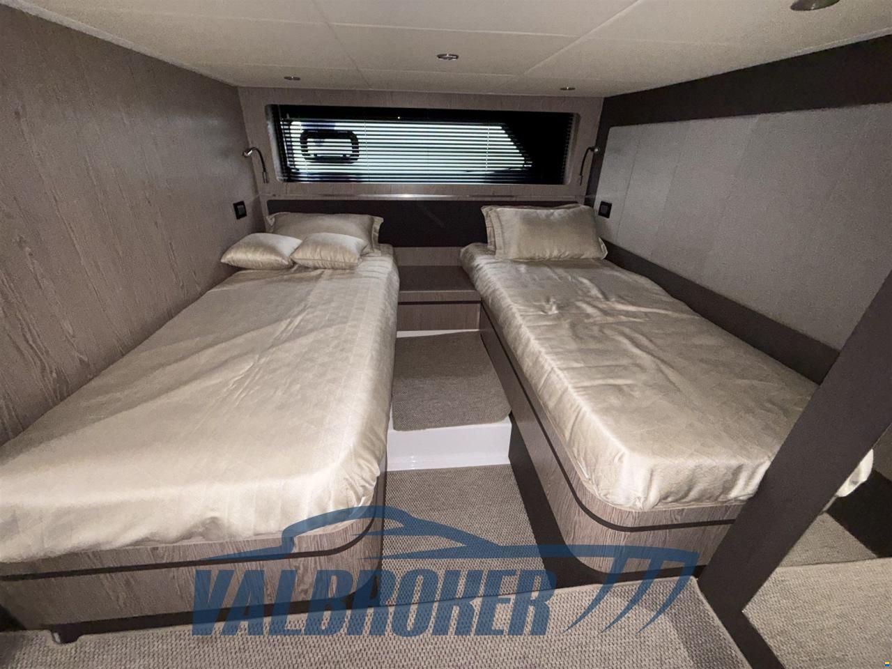 Azimut Atlantis 45