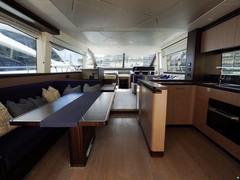 Sunseeker Manhattan 68