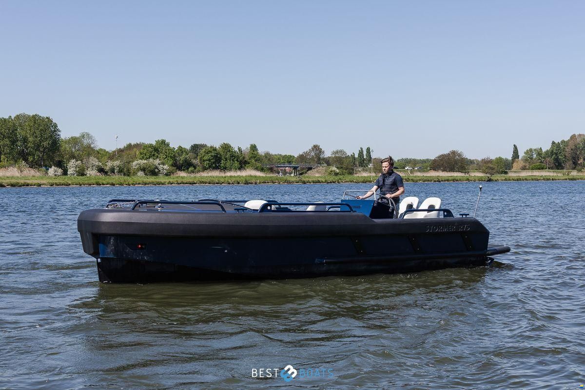 Stormer marine Tender R75
