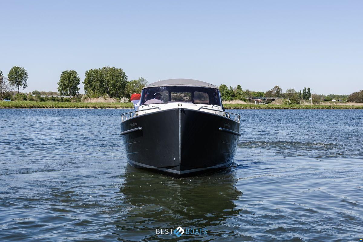Antaris Seventy7 Cabin