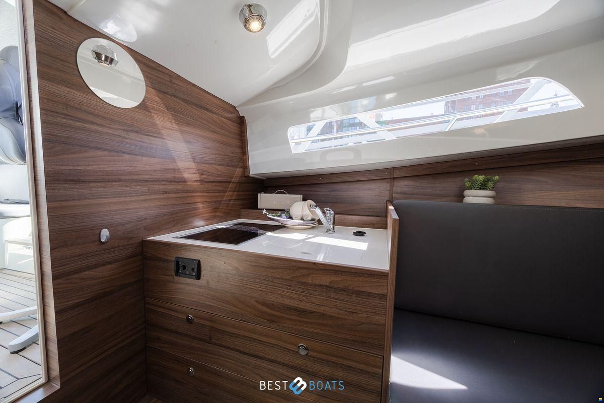 Antaris Seventy7 Cabin