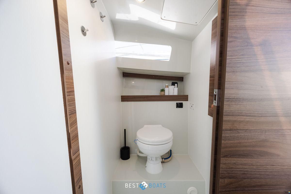 Antaris Seventy7 Cabin