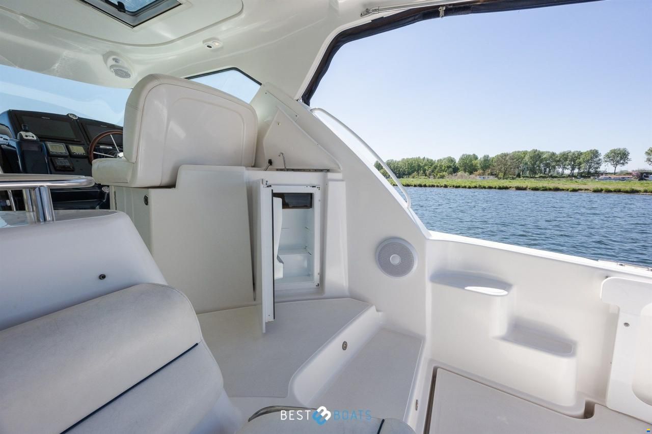 Tiara 4300 Sovran
