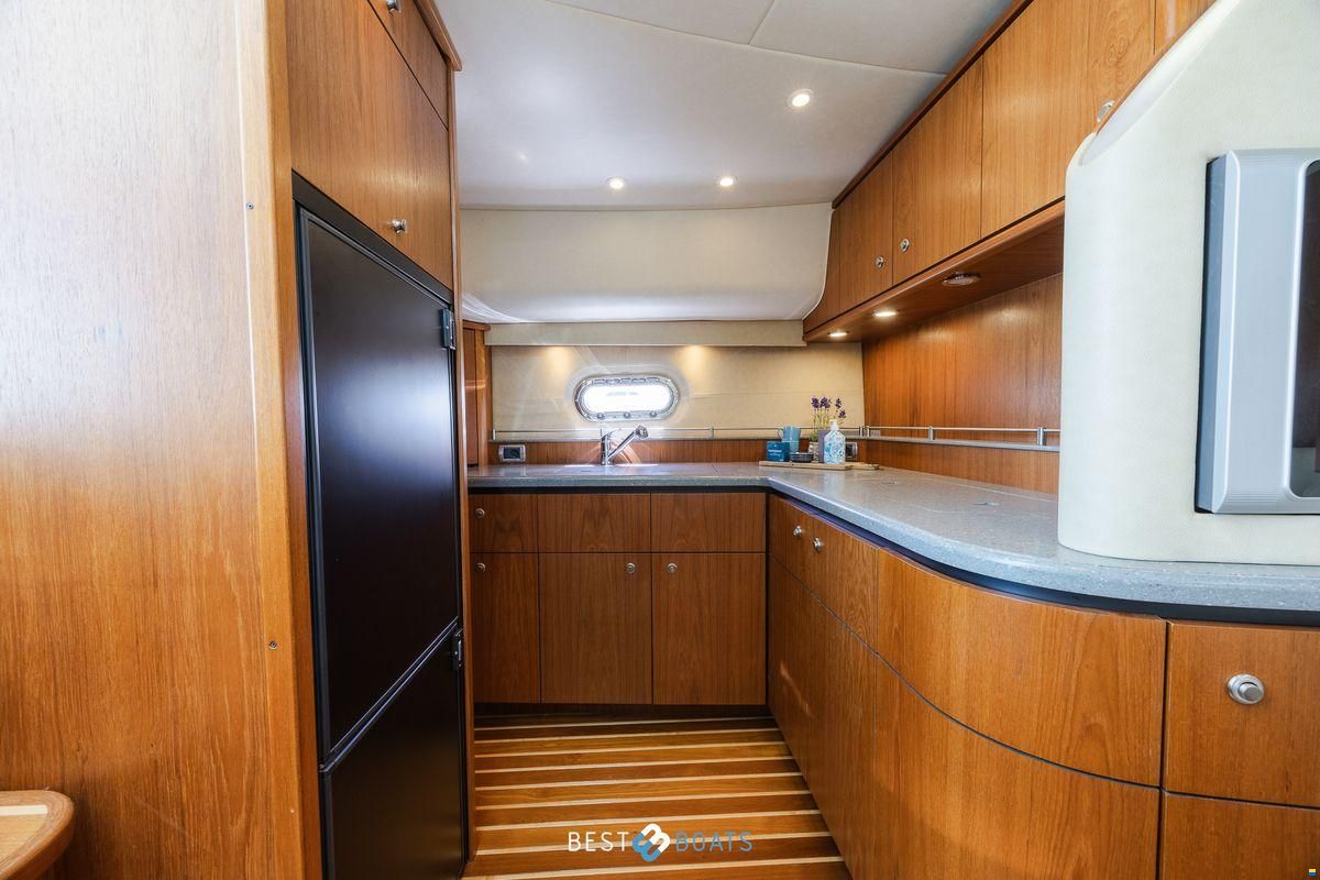 Tiara 4300 Sovran
