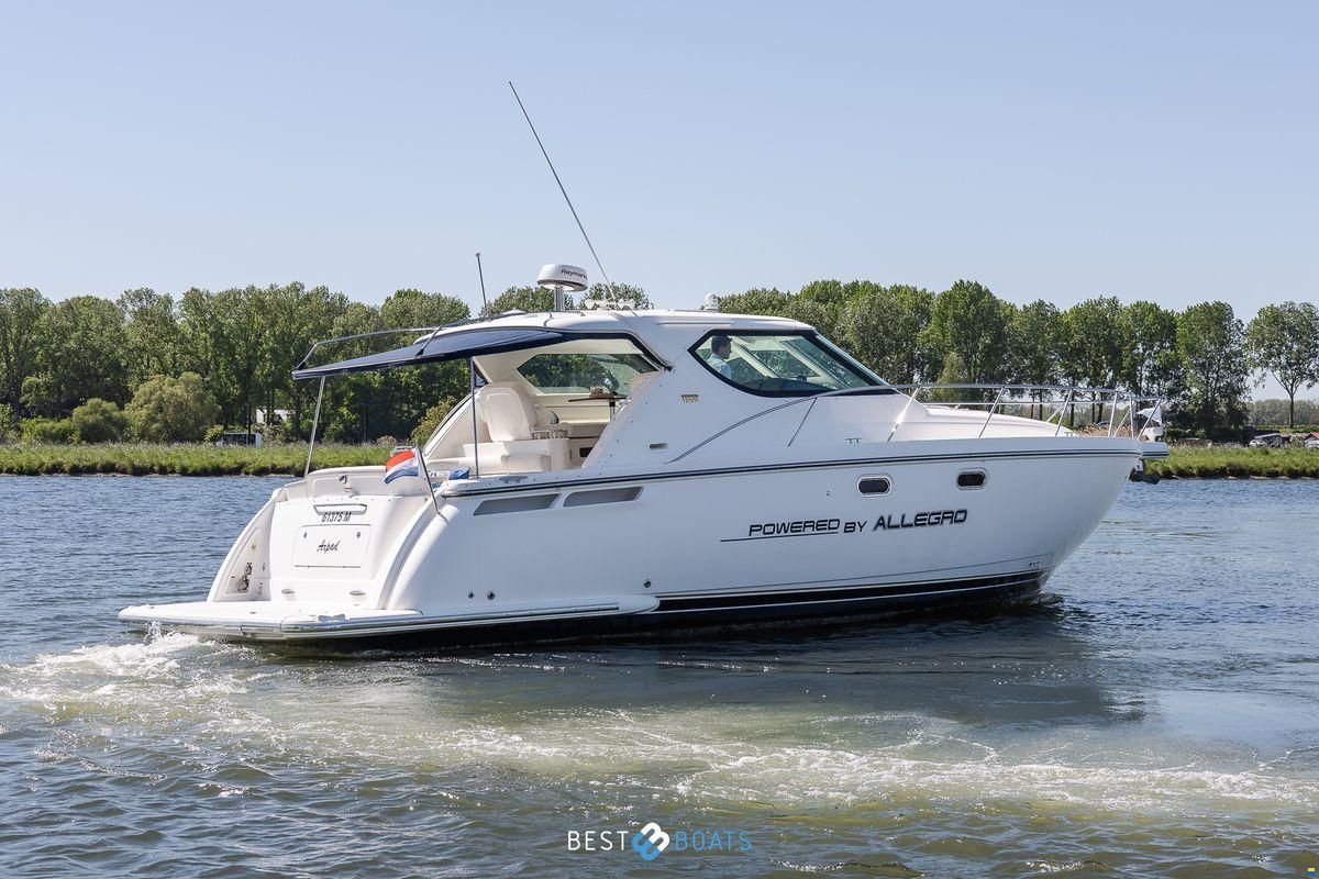 Tiara 4300 Sovran