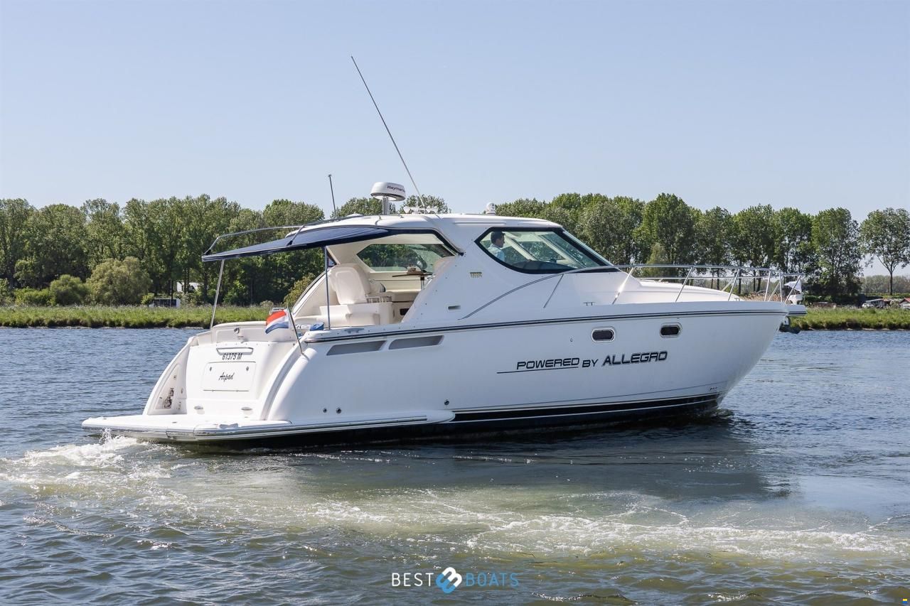 Tiara 4300 Sovran