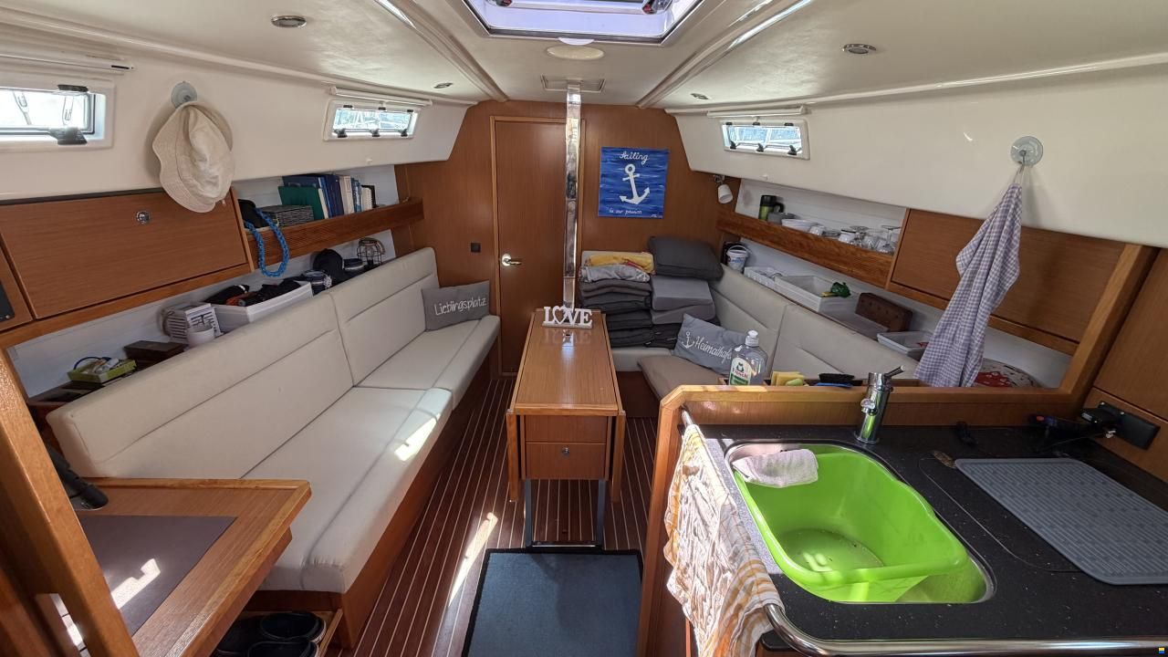 Bavaria Cruiser 32