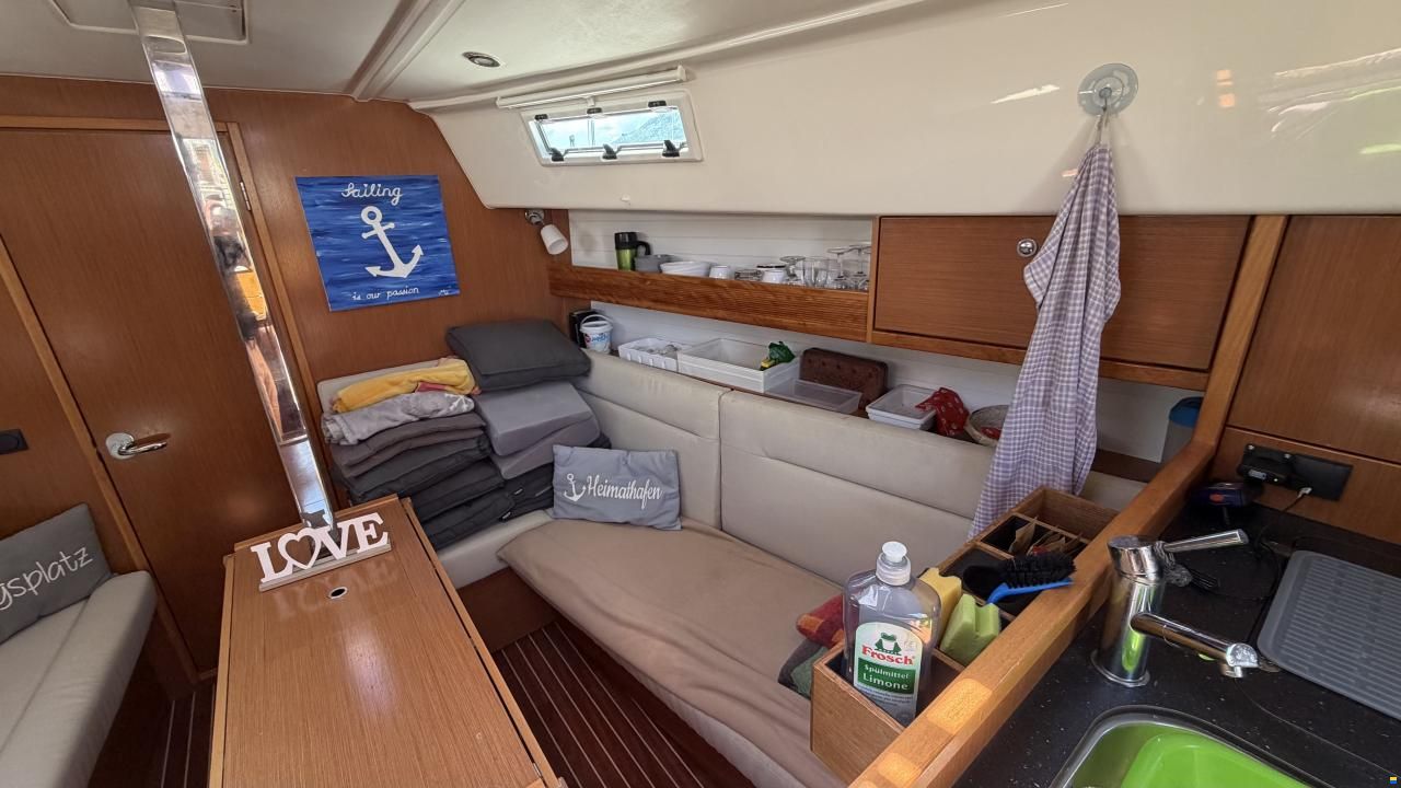Bavaria Cruiser 32