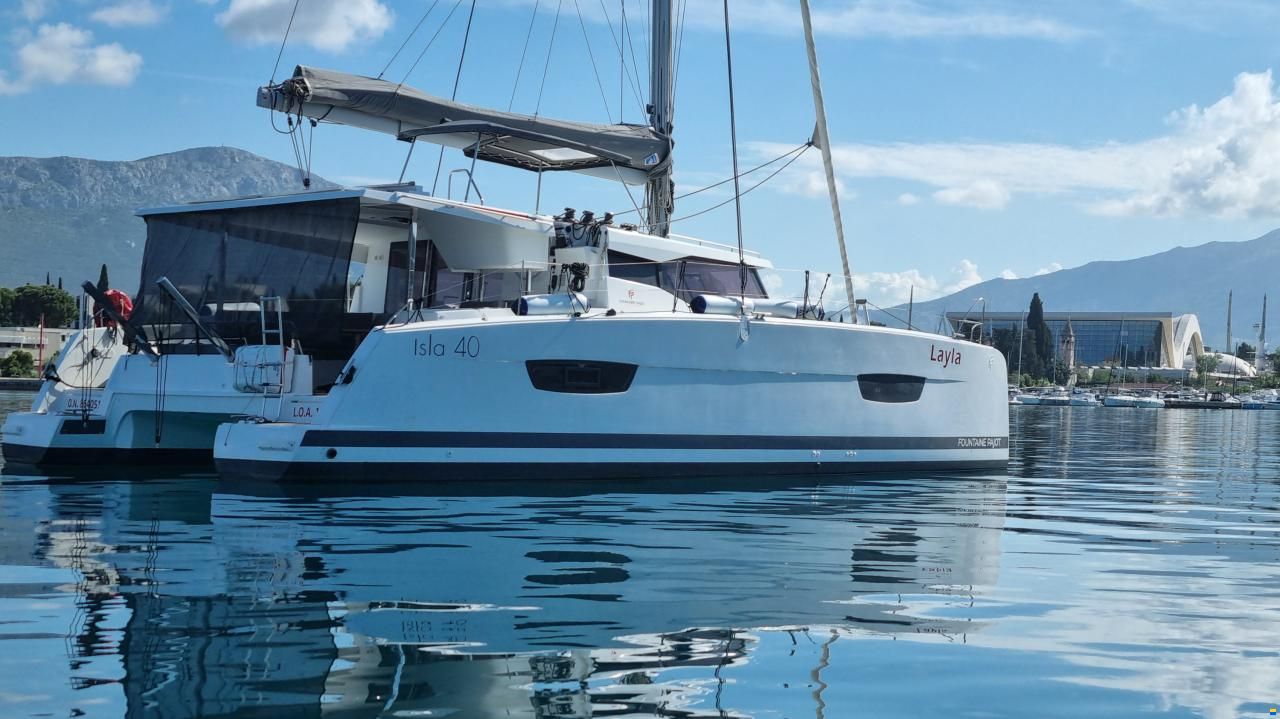 Fountaine Pajot Isla 40