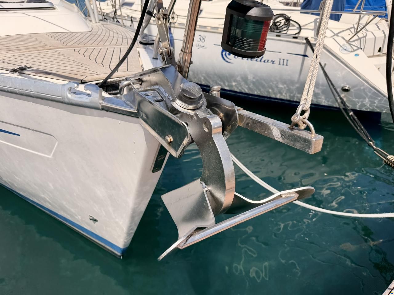 Bavaria 37