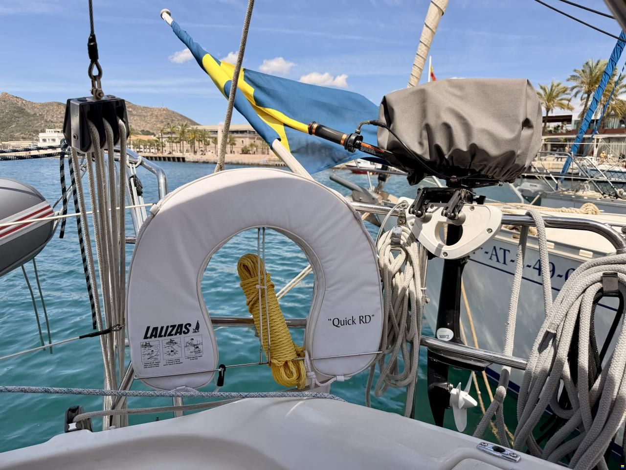Bavaria 37