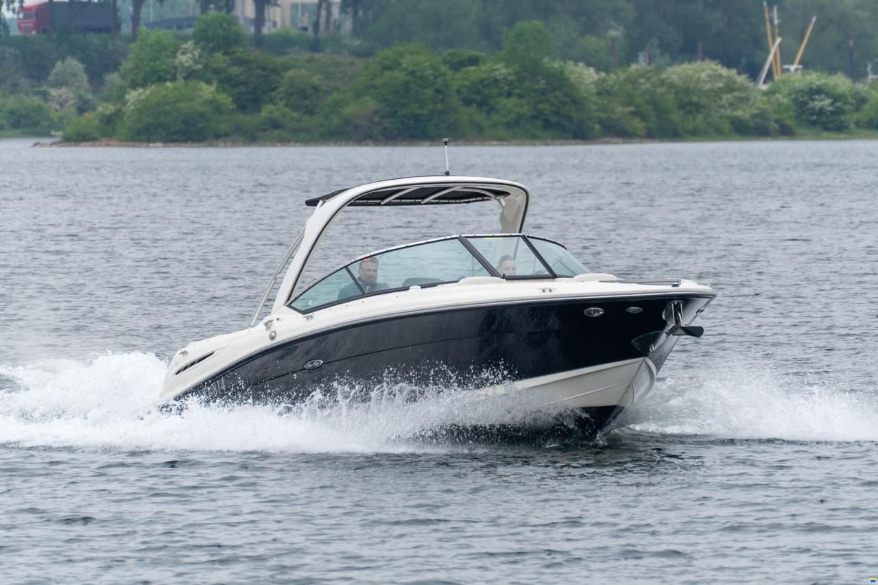 Sea Ray 270 slx