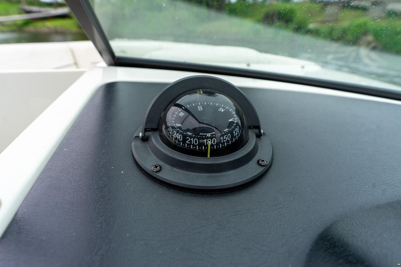 Sea Ray 270 slx