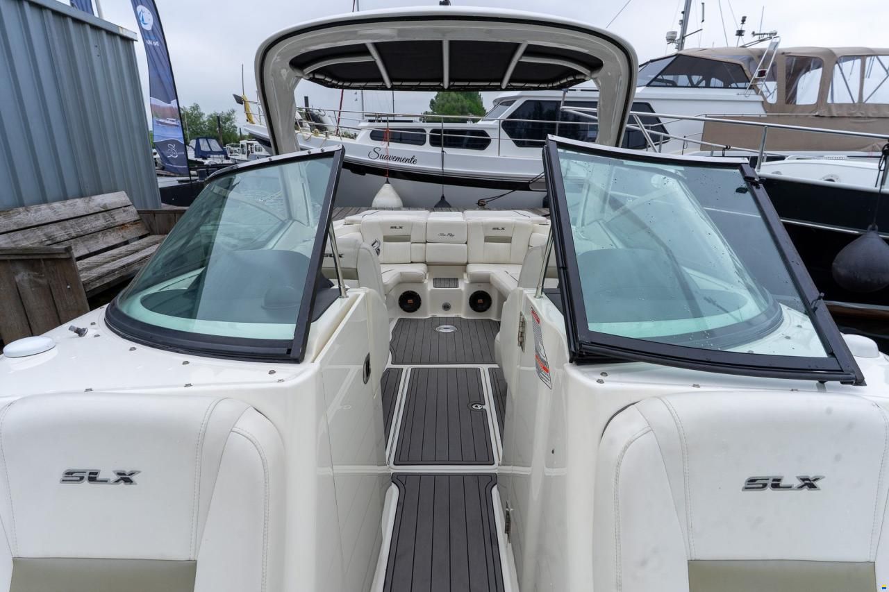 Sea Ray 270 slx