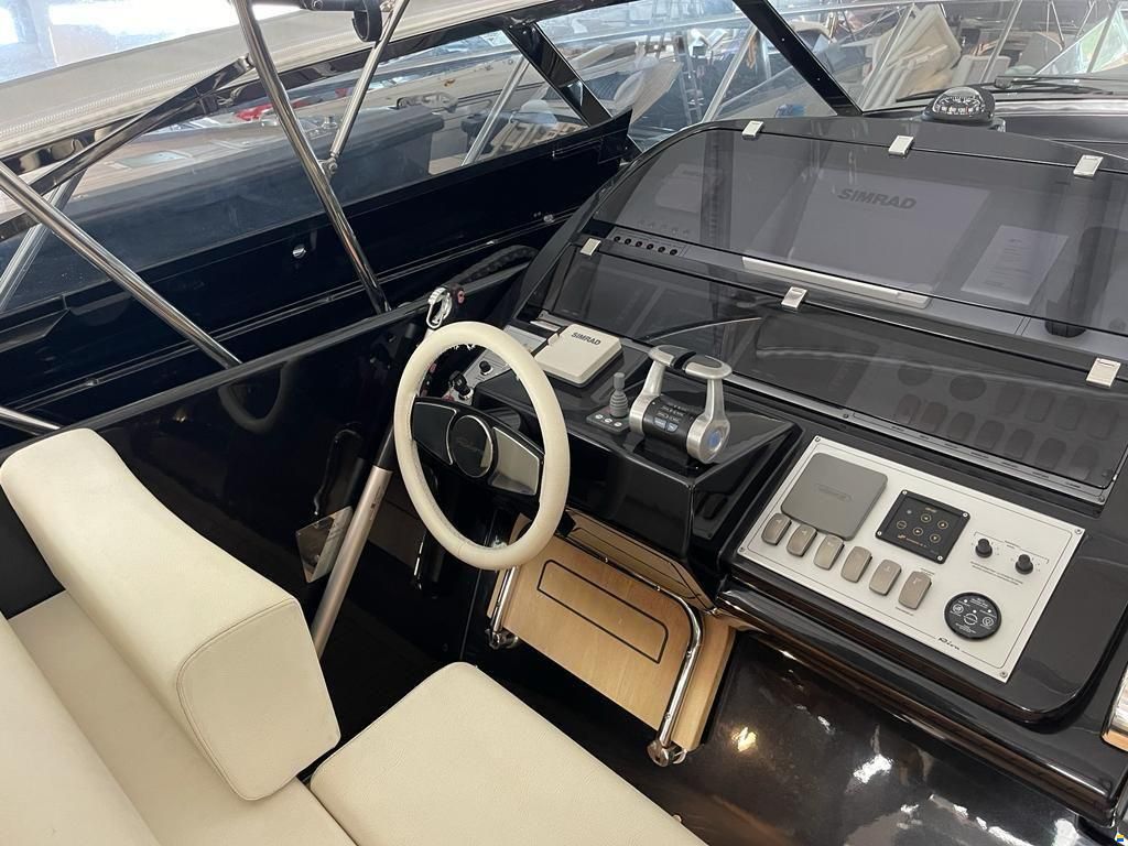 Riva Rivale 52