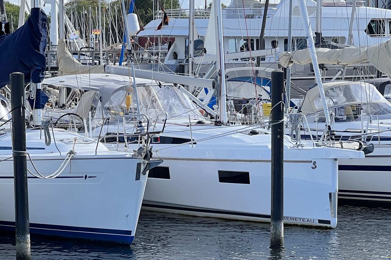 Beneteau Oceanis 34.1