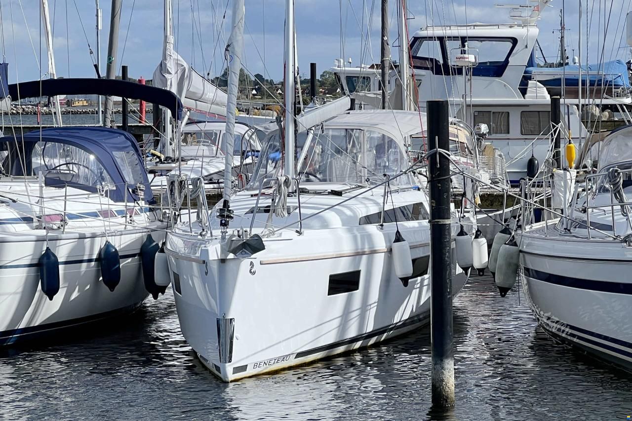 Beneteau Oceanis 34.1