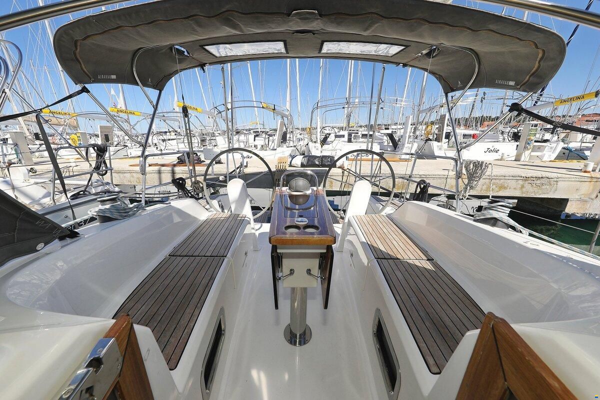 Bavaria Cruiser 34