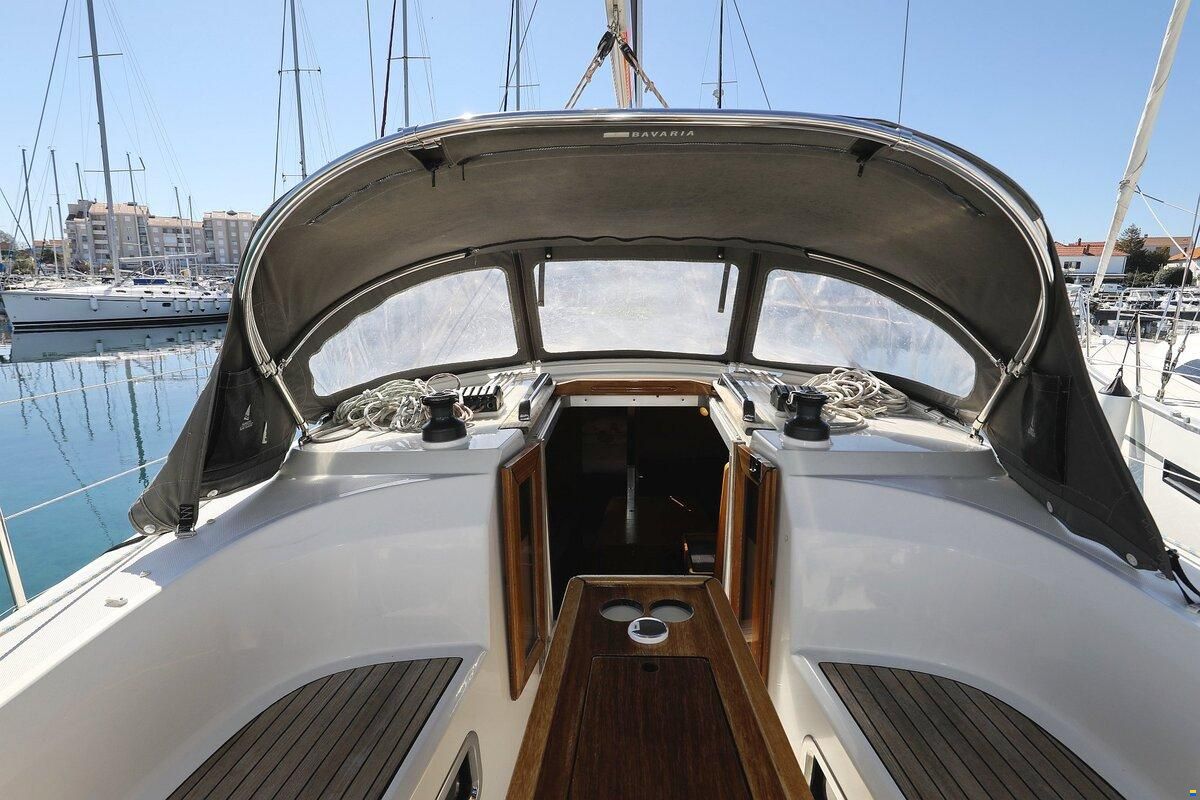 Bavaria Cruiser 34
