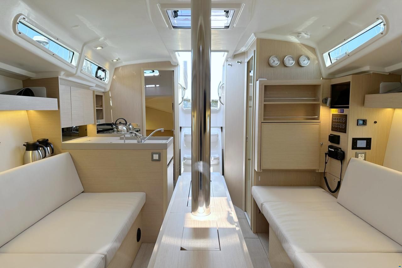 Beneteau Oceanis 34.1