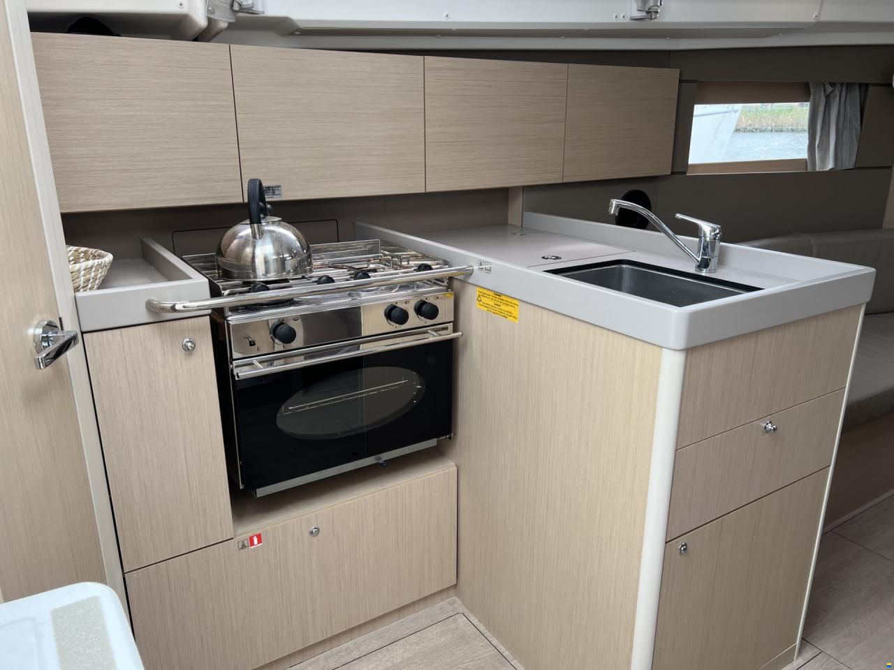Beneteau Oceanis 35.1