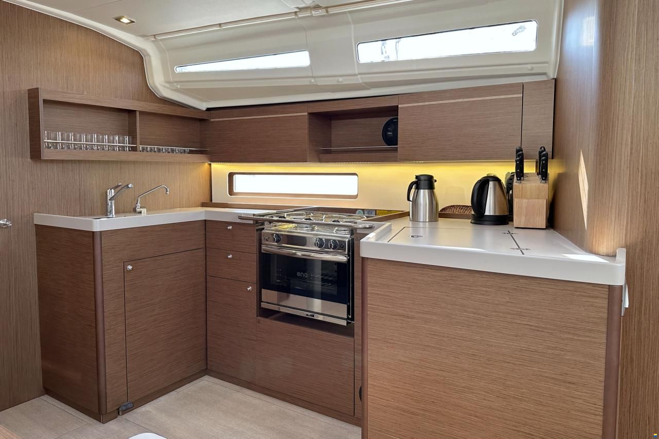 Beneteau Oceanis 40.1