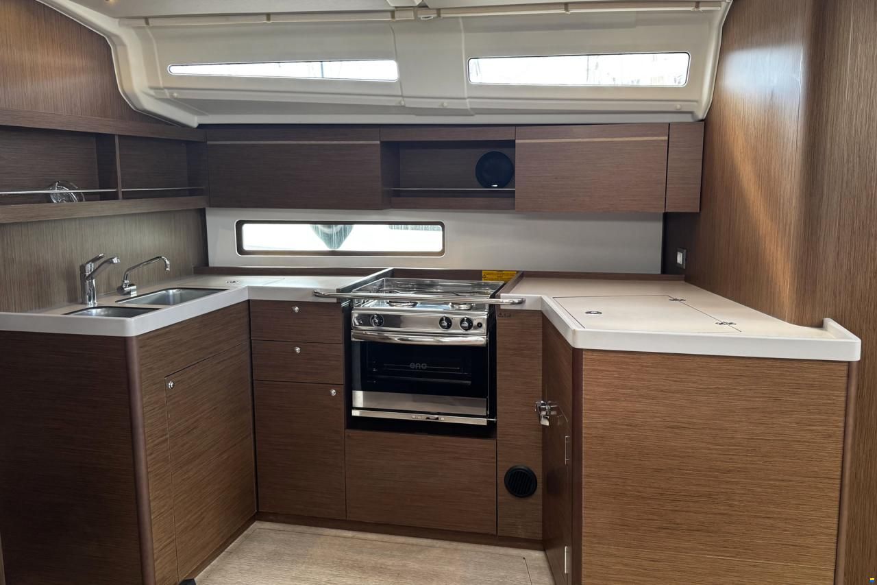 Beneteau Oceanis 40.1