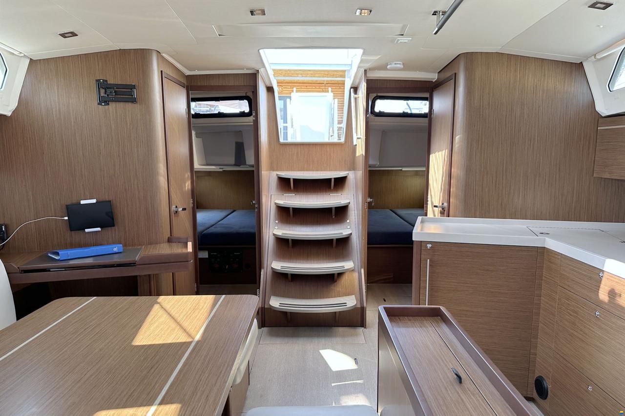 Beneteau Oceanis 46.1