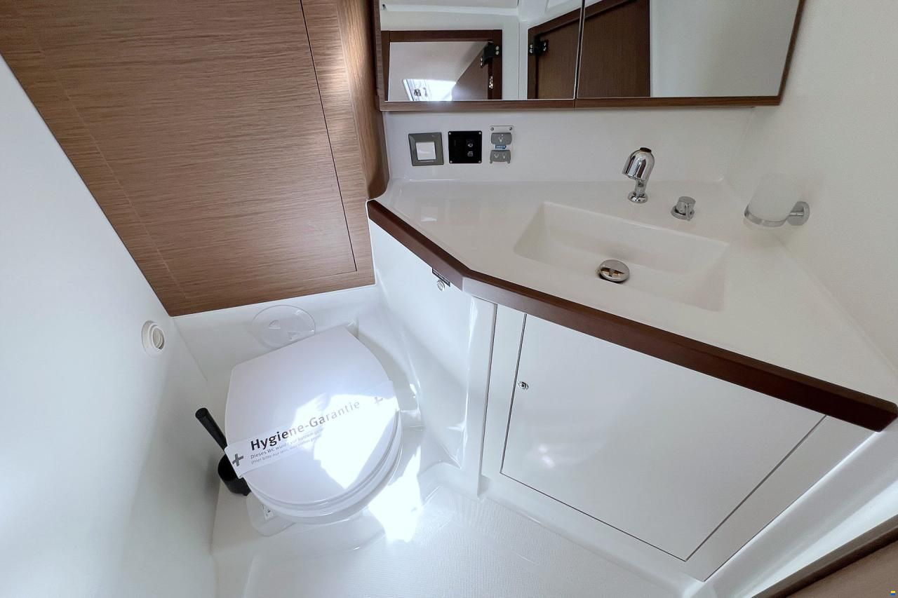 Beneteau Oceanis 46.1