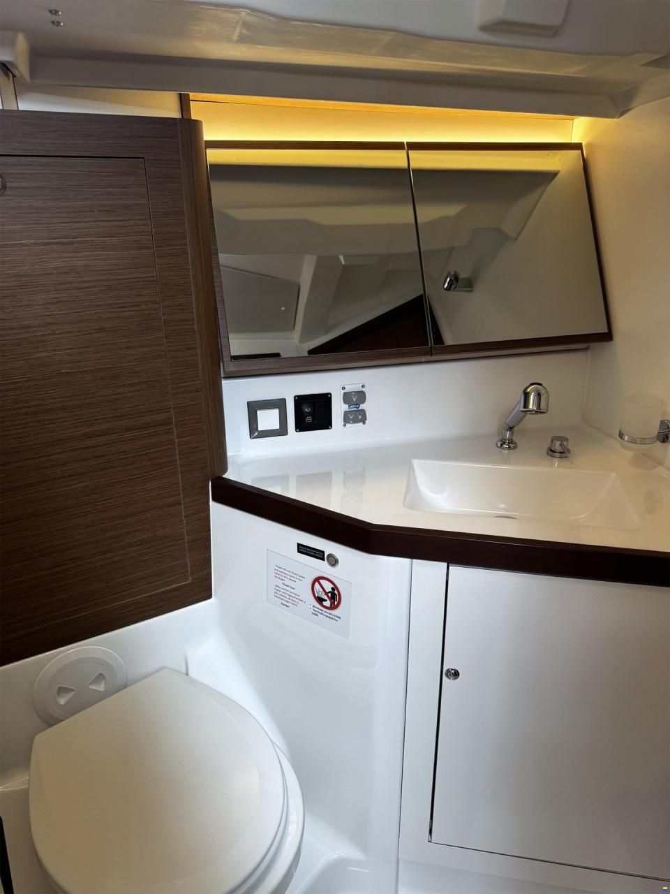 Beneteau Oceanis 46.1