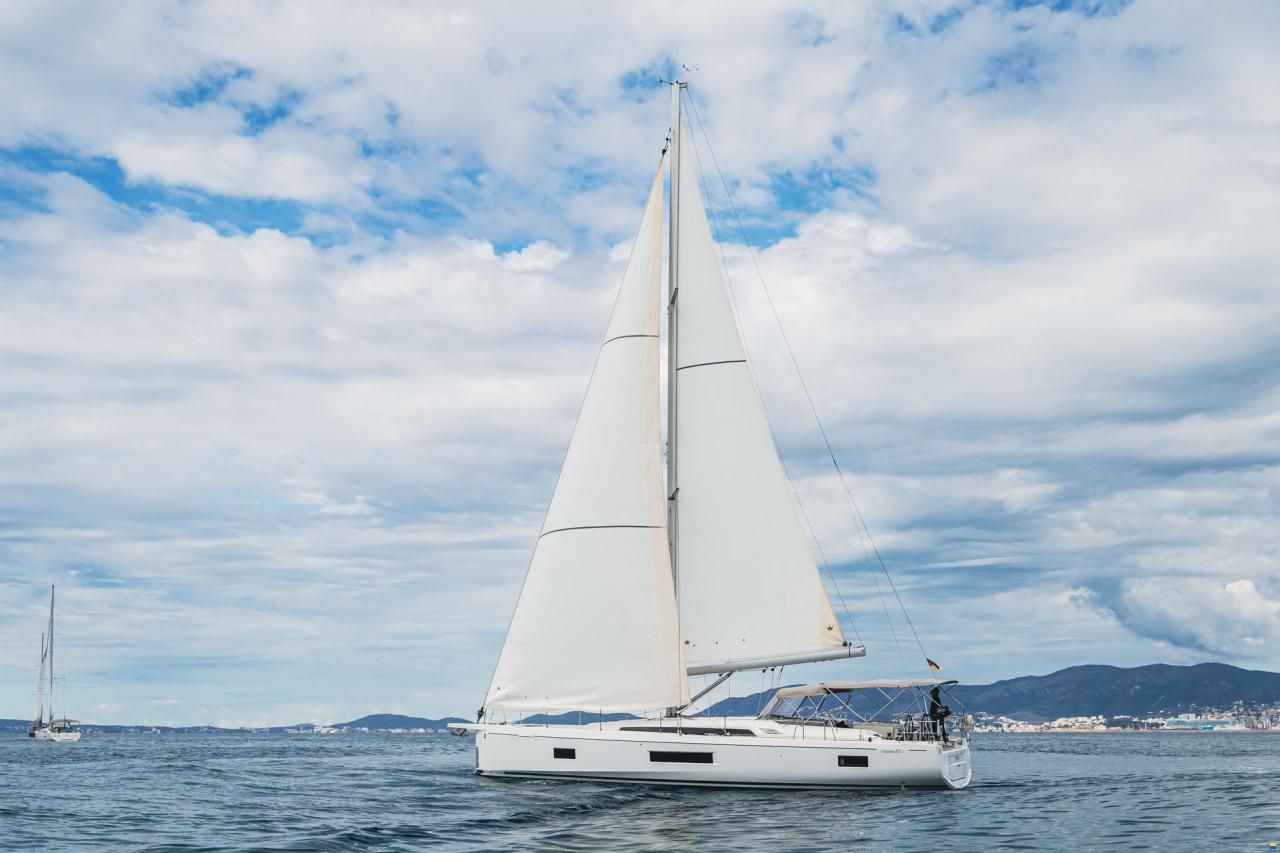 Beneteau Oceanis 51.1