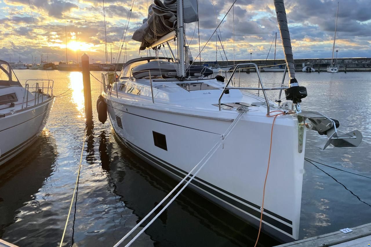 Hanse 418