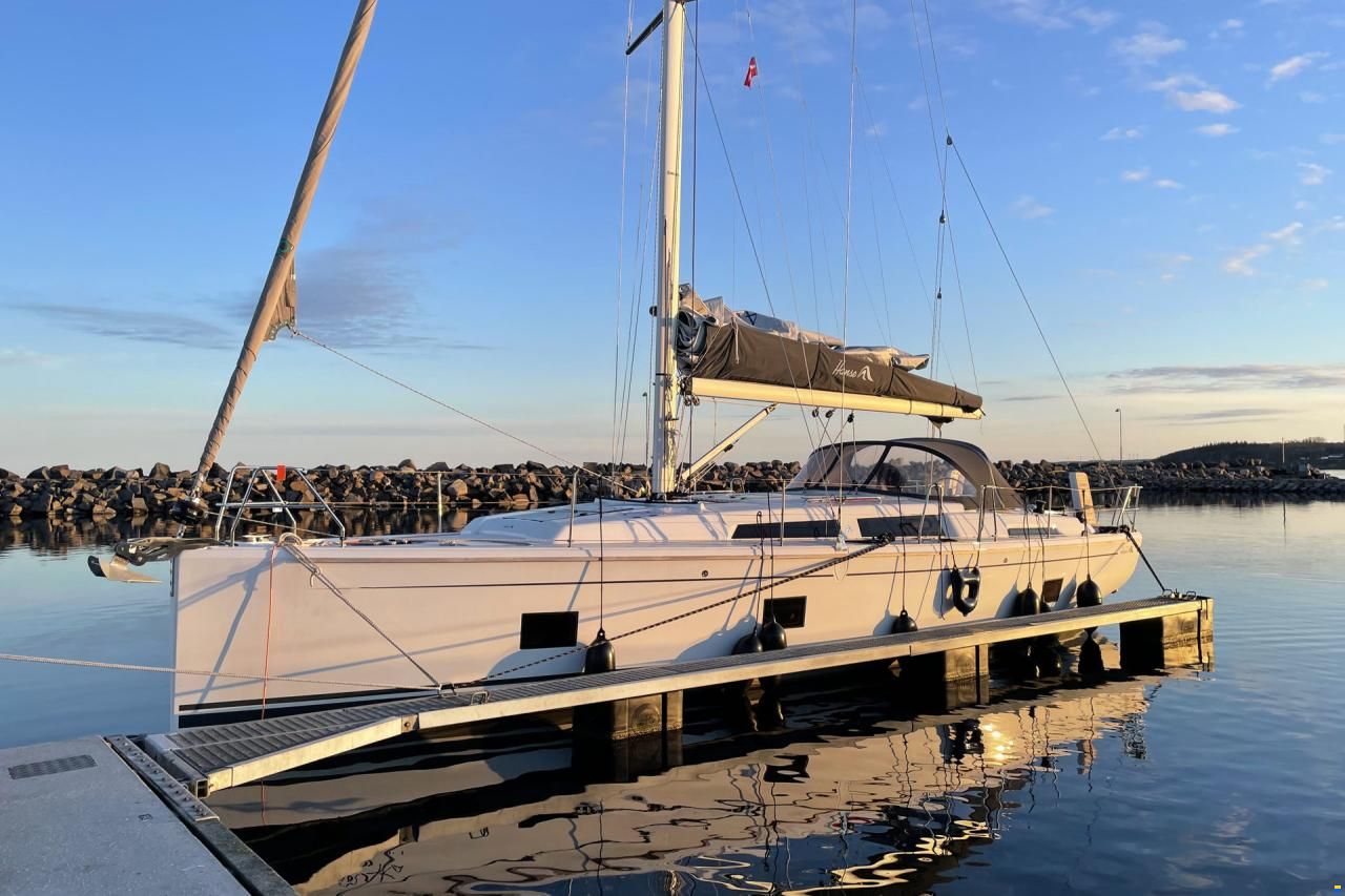 Hanse 418