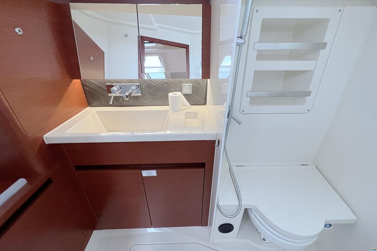 Hanse 418