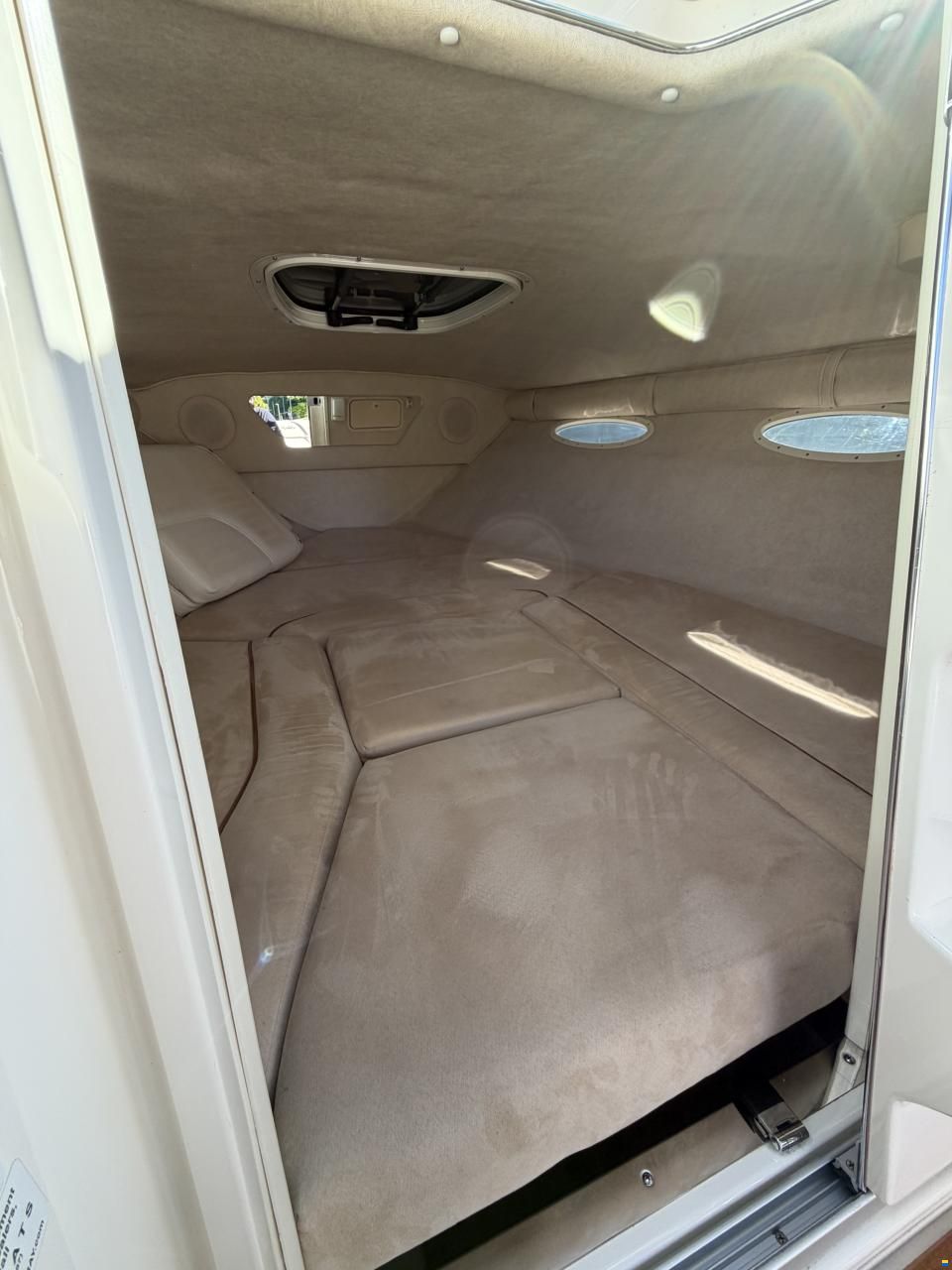 Sea Ray 240 SSE