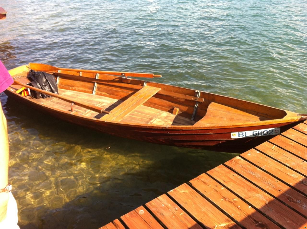 Ruderboot mit Aufzug