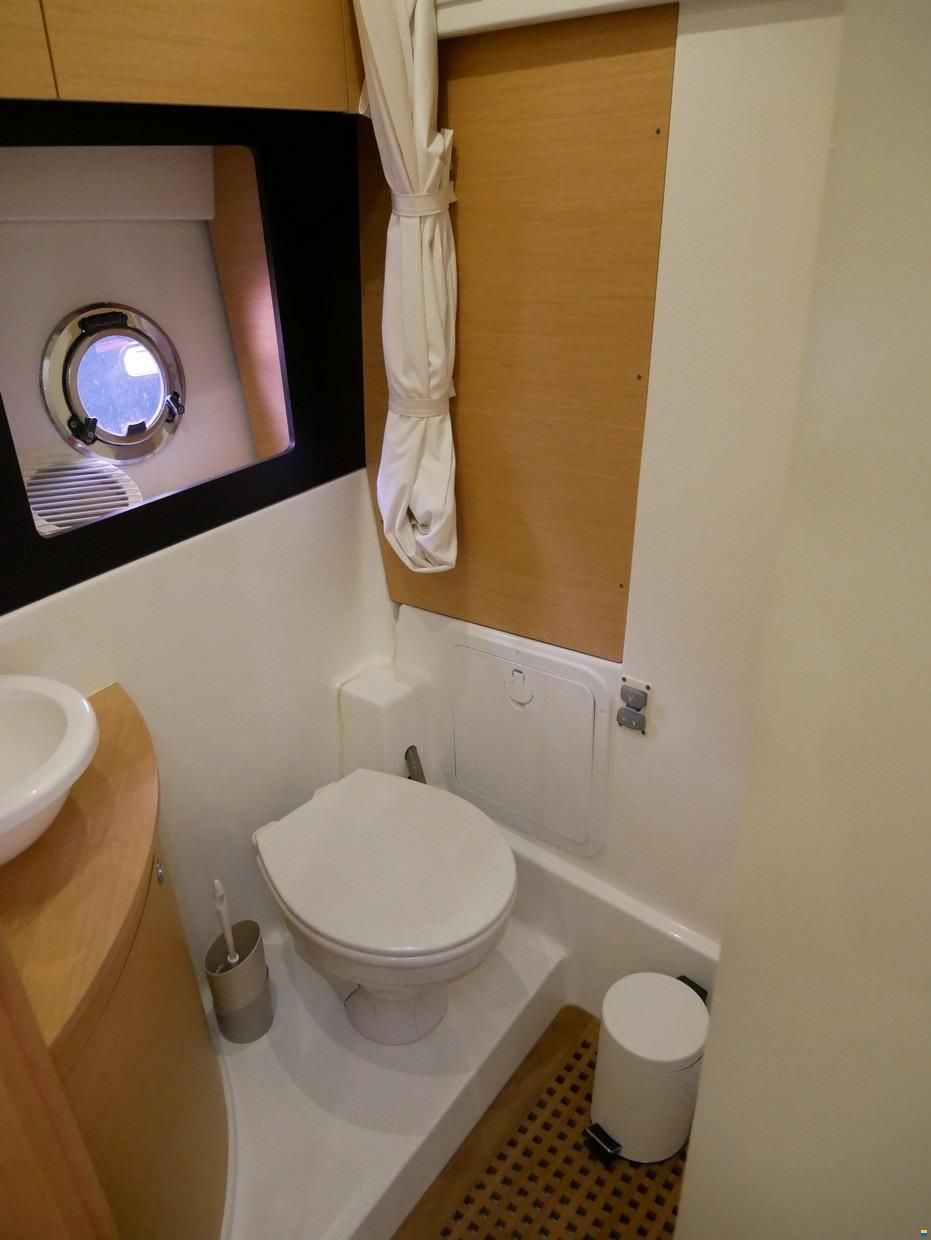 Beneteau Montecarlo 37