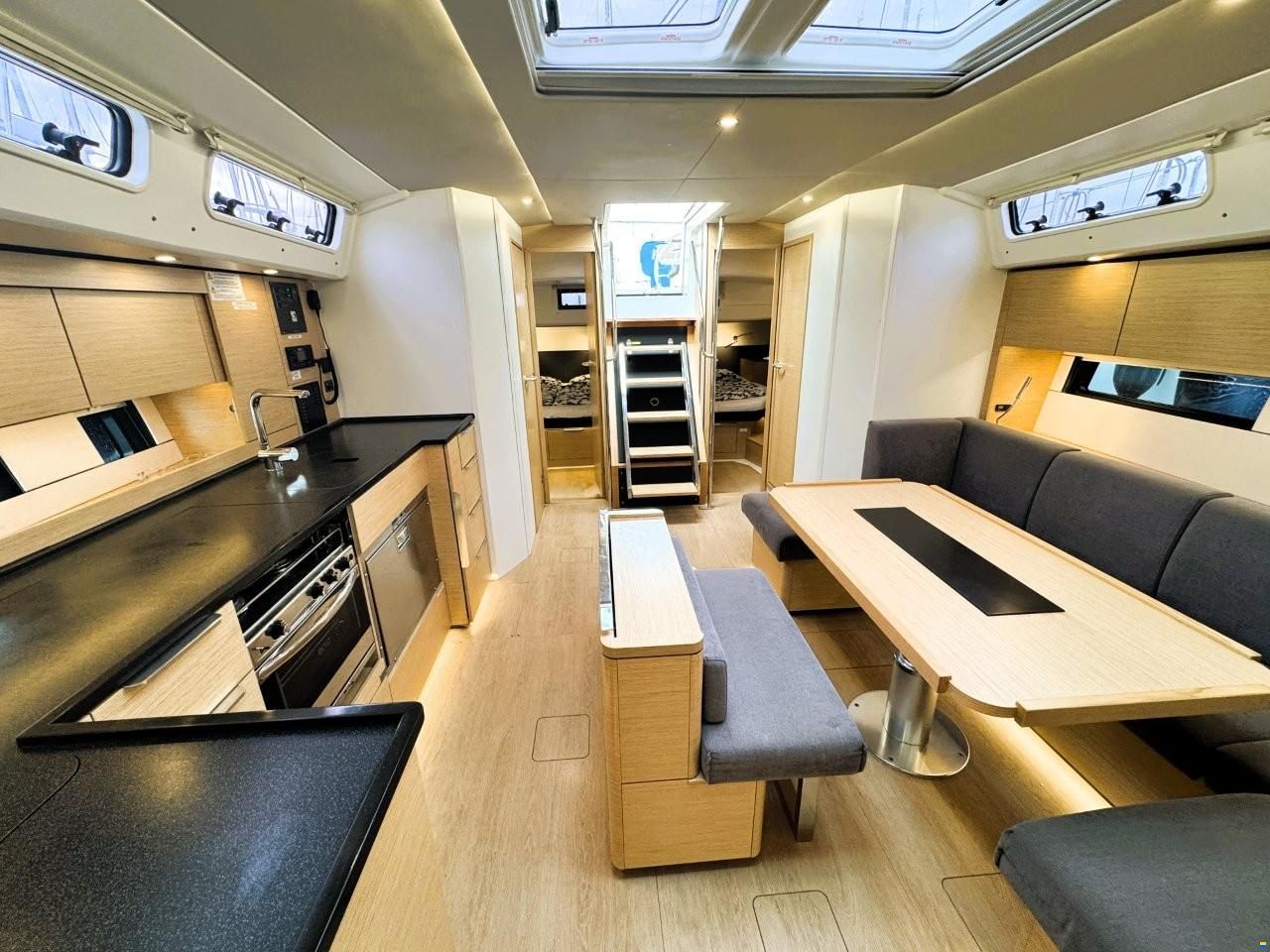 Hanse 460
