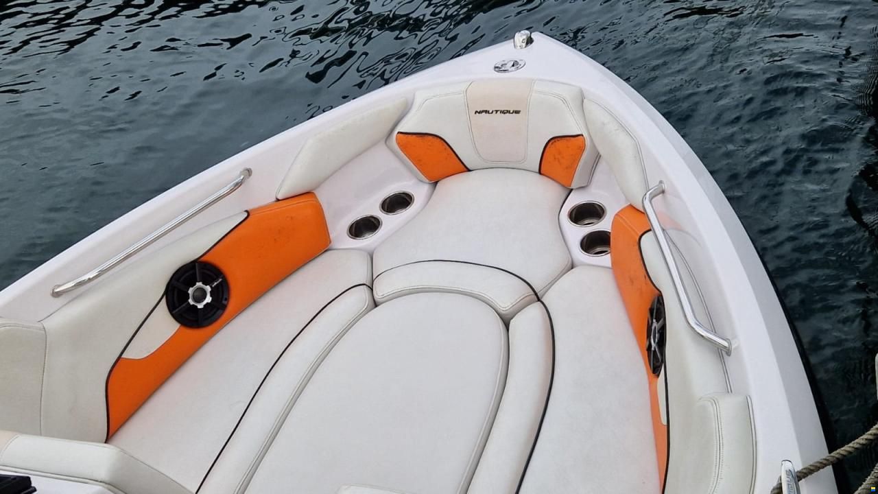 Correct Craft Super Air Nautique 226 - 2010