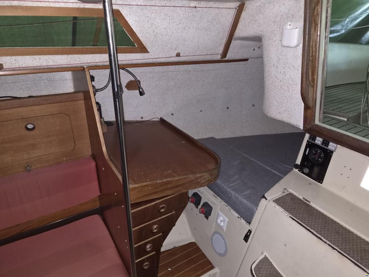 Beneteau First 30