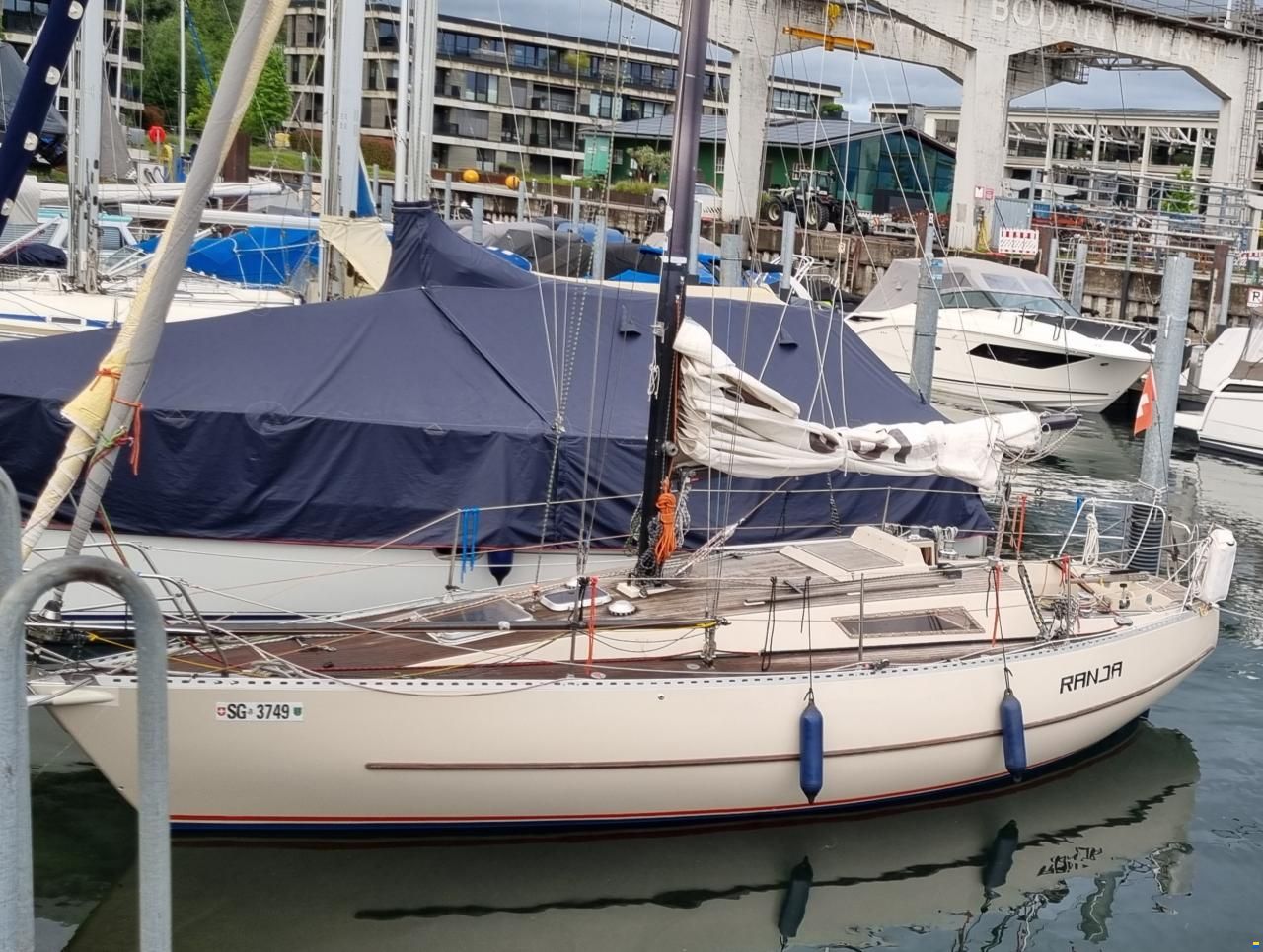 Beneteau First 30