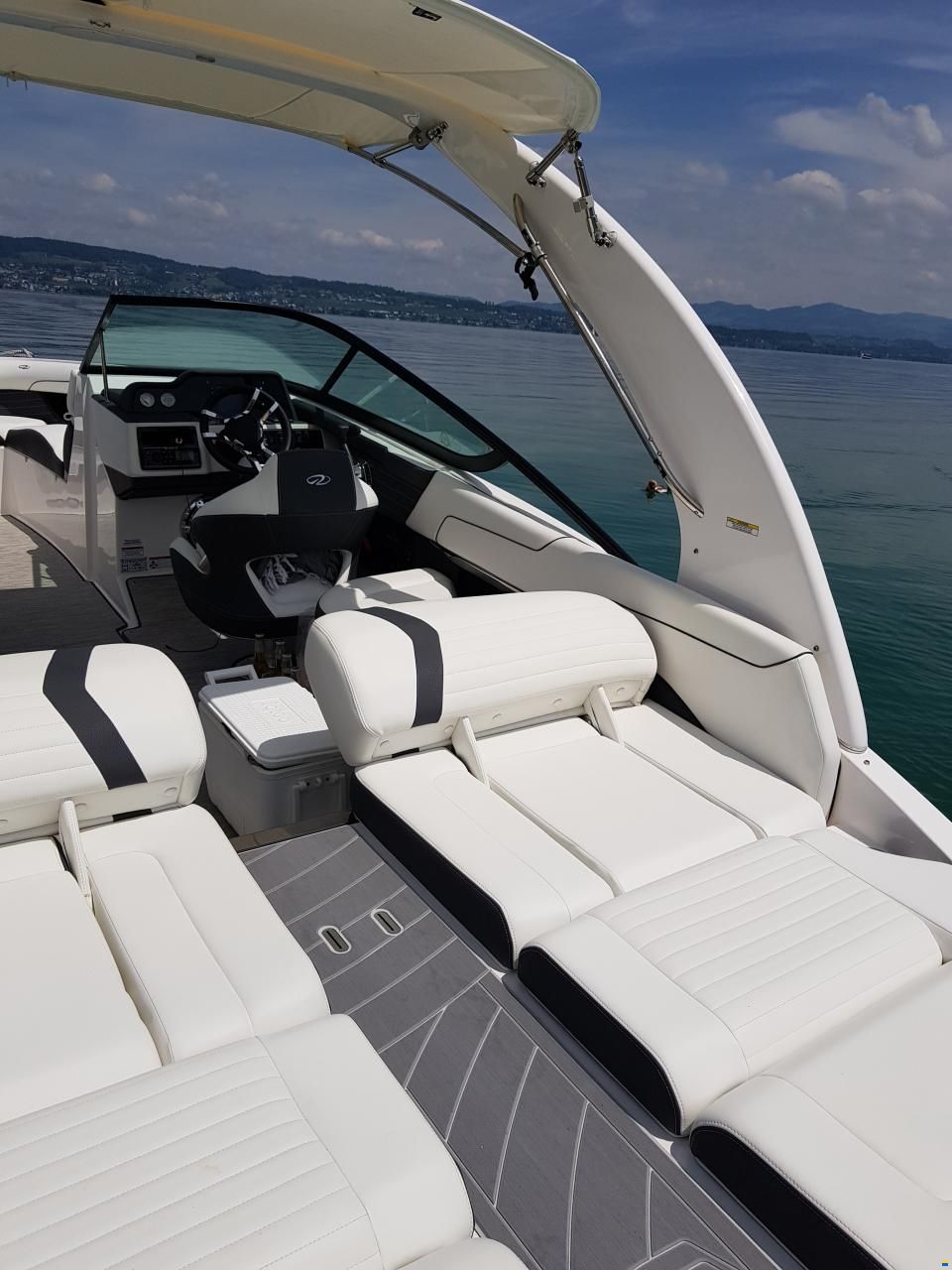 Regal 2300