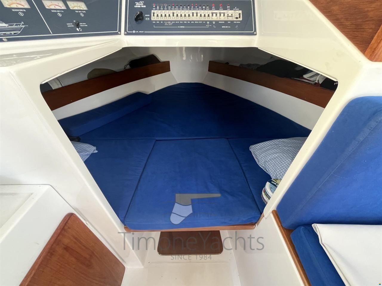 Sette Mari F 27 Fly America