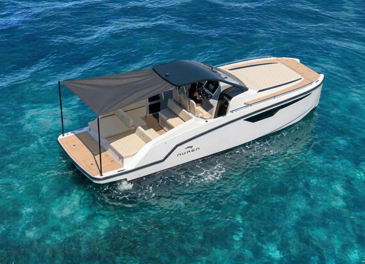Aurea 30 Cabin