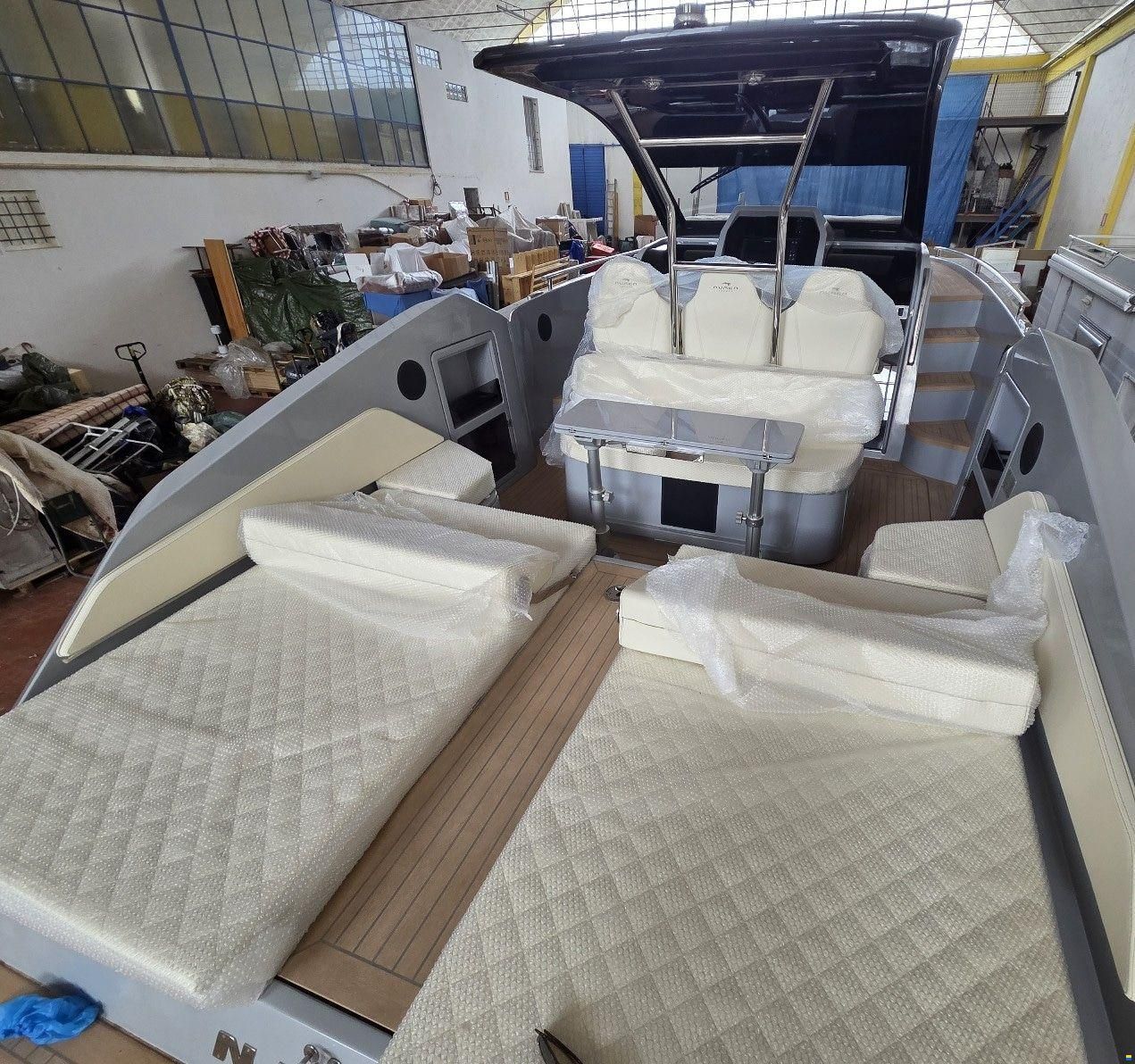 Aurea 30 Cabin