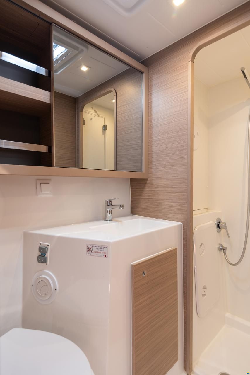 Lagoon 42 Owner Version FULL OPTION
