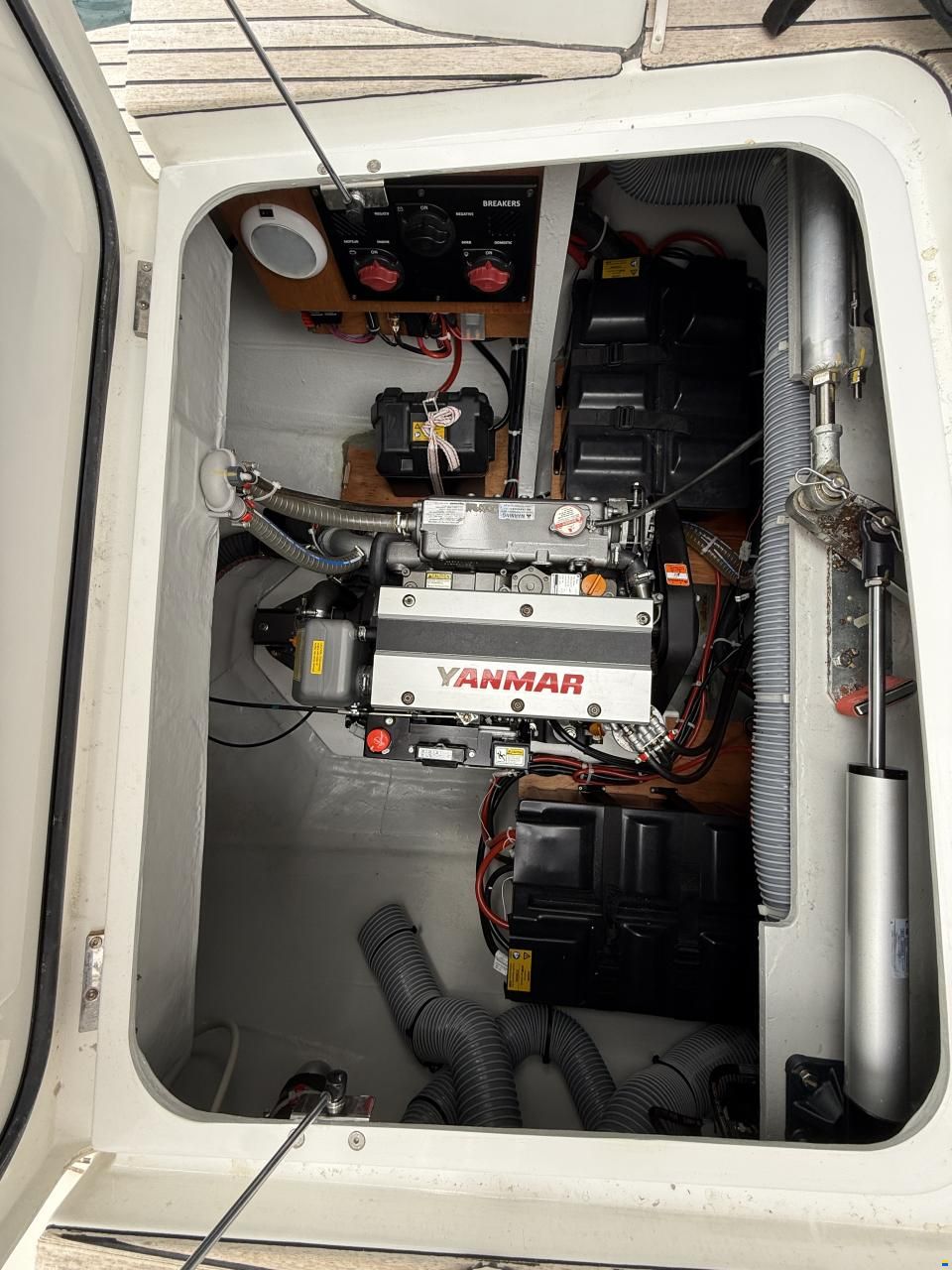 Lagoon 42 Owner Version FULL OPTION
